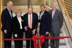 Pickens cutting YMCA ribbon 2009